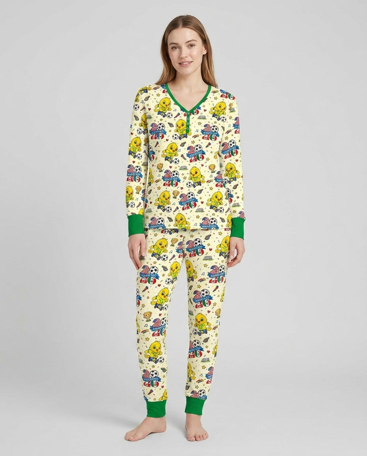 Plantilla de conjunto de pijama de mujer de bambú
