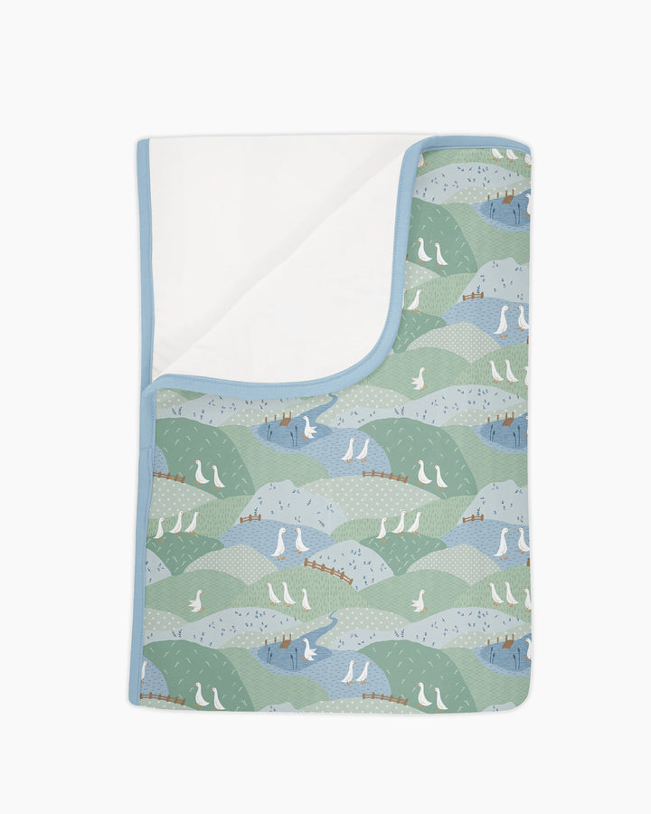 Wandering Geese Family Matching Bamboo Blanket
