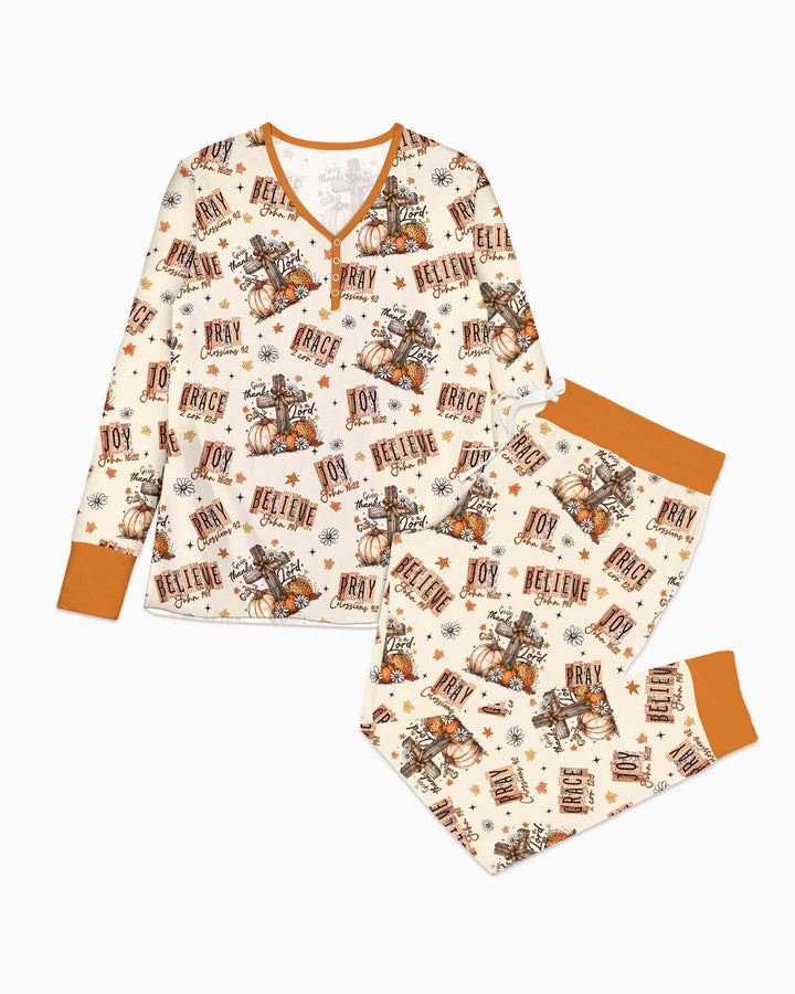 Plantilla de conjunto de pijama de mujer de bambú