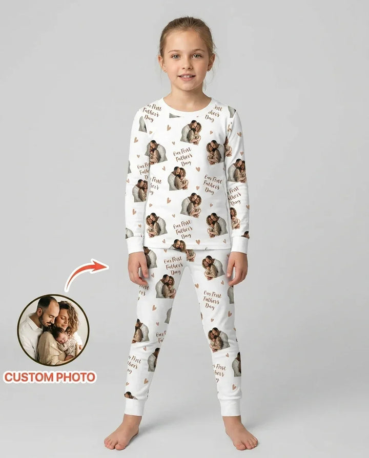 Pijama de dos piezas de bambú con foto personalizada "Our First as Parents" de manga larga