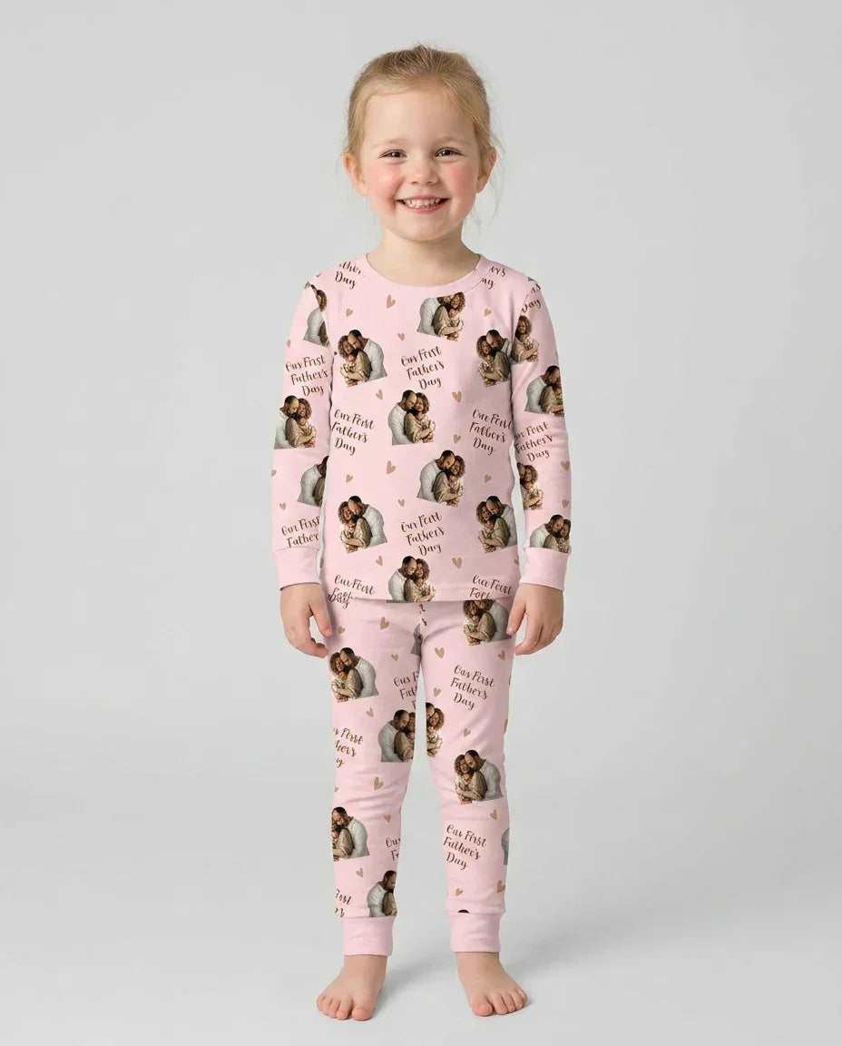 Pijama de dos piezas de bambú con foto personalizada "Our First as Parents" de manga larga
