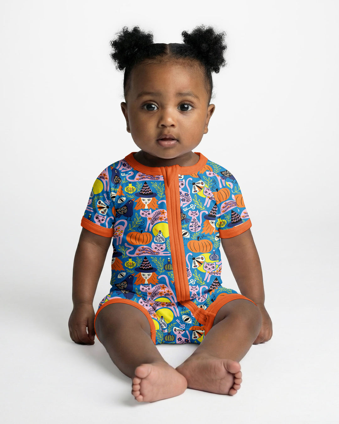 Whimsical Witch Cats Bamboo Shorty Zippy