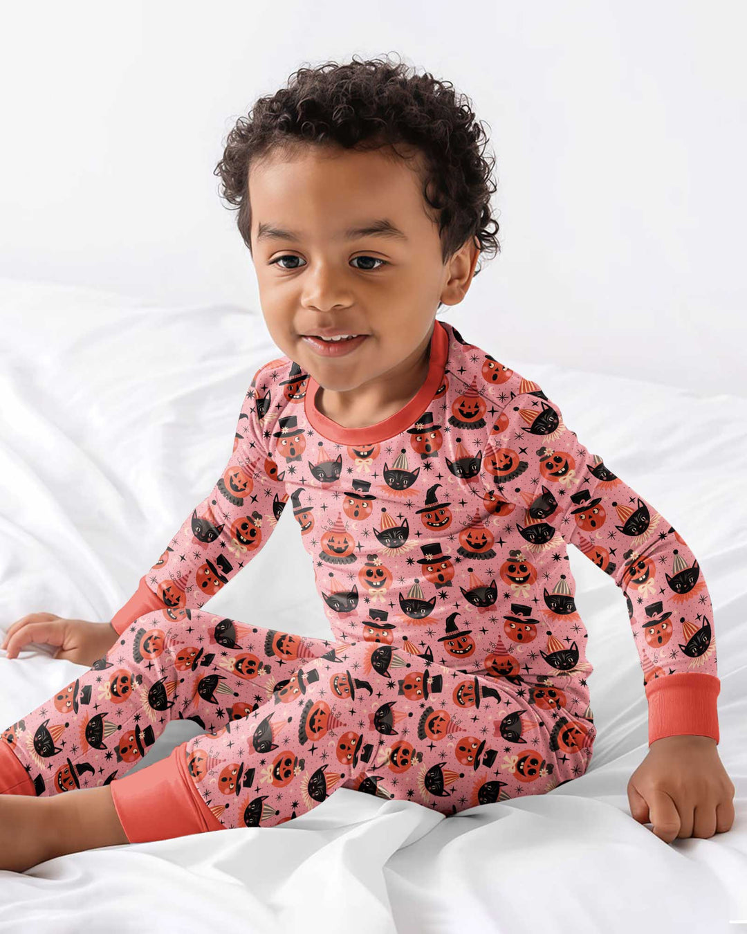 Retro Halloween Cats and Funny Pumpkins Bamboo Two Piece Long Sleeve Pajama Set