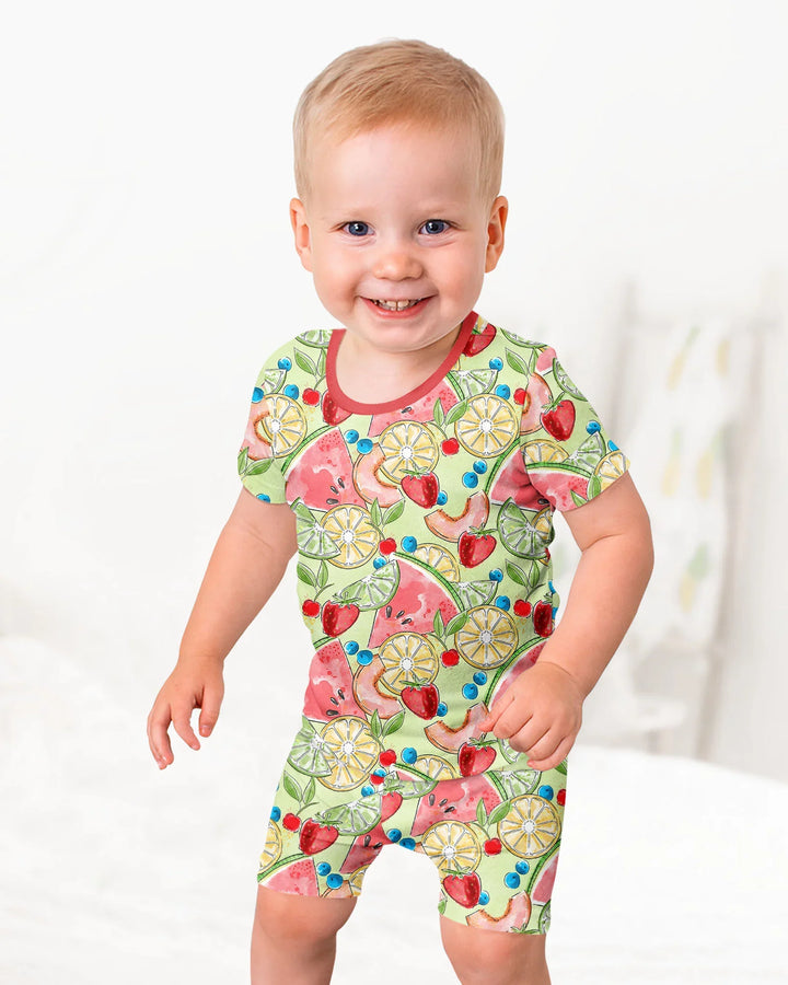 Template Zweiteiliges Pyjama-Set mit kurzen Ärmeln und Shorts