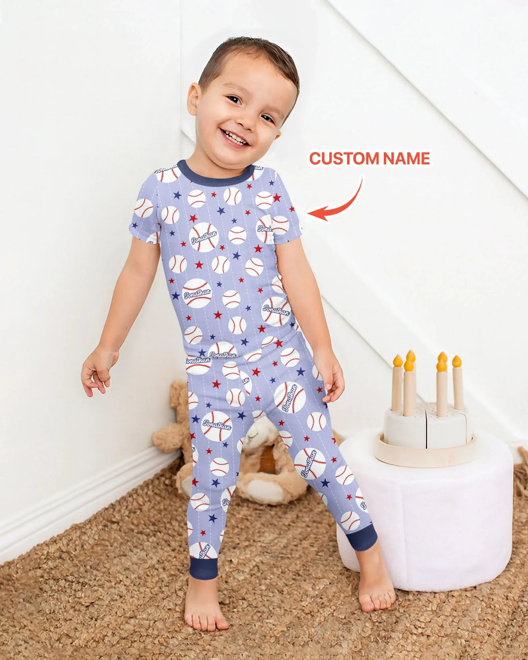 Conjunto de pijama de dos piezas de bambú a juego con mangas cortas y nombre personalizado "Novato del año"
