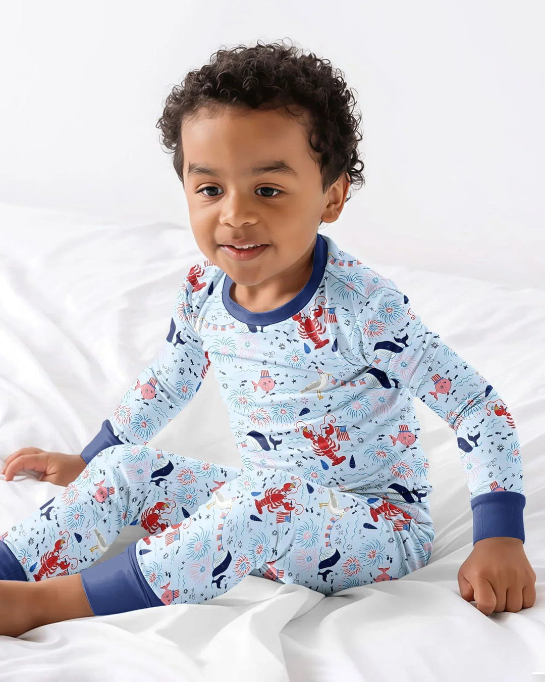 Zweiteiliges Langarm-Pyjama-Set mit Sommerfrüchten