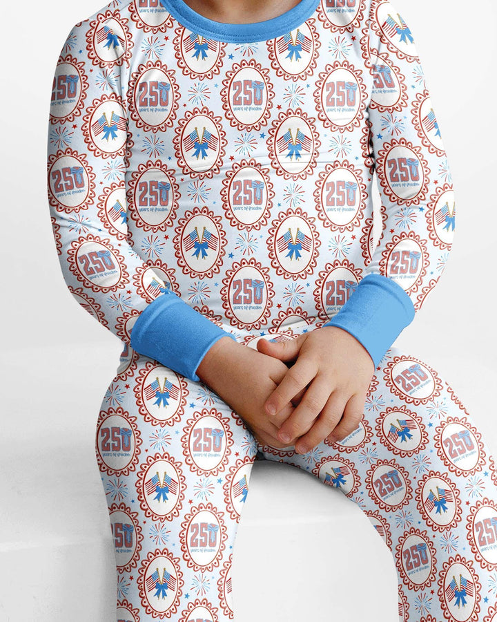 Zweiteiliges Langarm-Pyjama-Set mit Sommerfrüchten