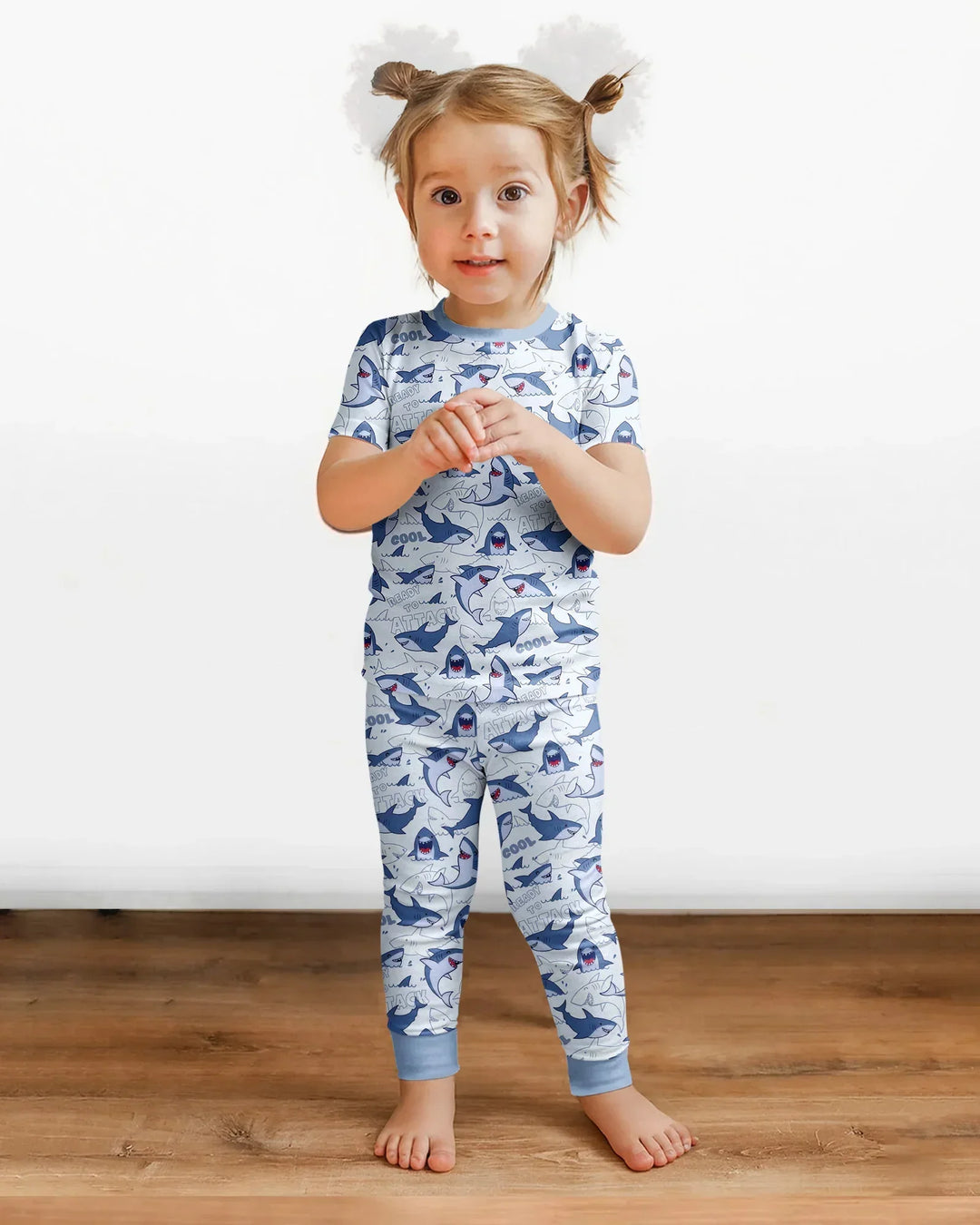 Zweiteiliges, kurzärmliges Pyjama-Set mit Marienkäfern