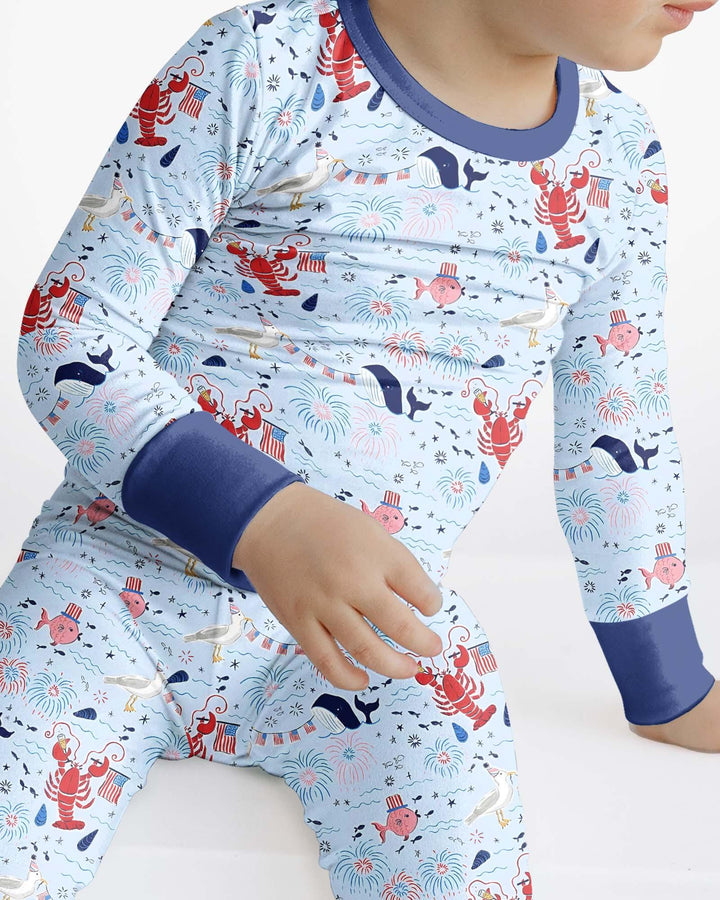 Zweiteiliges Langarm-Pyjama-Set mit Sommerfrüchten