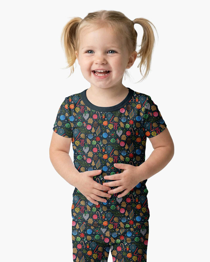 Holiday Ditsy Bamboo Two Piece Short Sleeve Pajama Set