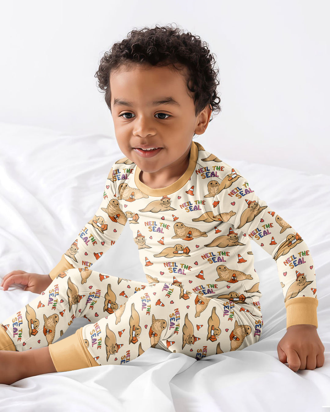 Neil The Seal Bamboo Two Piece Long Sleeve Pajama Set