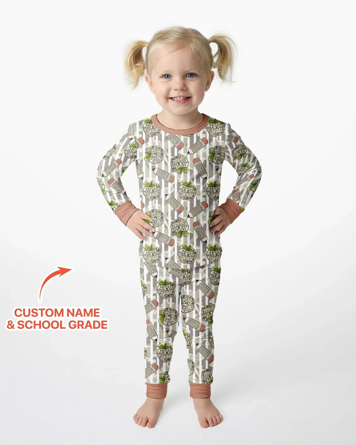 Zweiteiliges Langarm-Pyjama-Set mit Sommerfrüchten