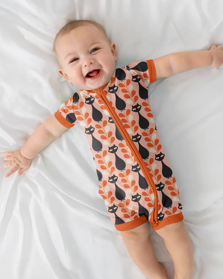Retro Black Cat Garden Bamboo Shorty Zippy