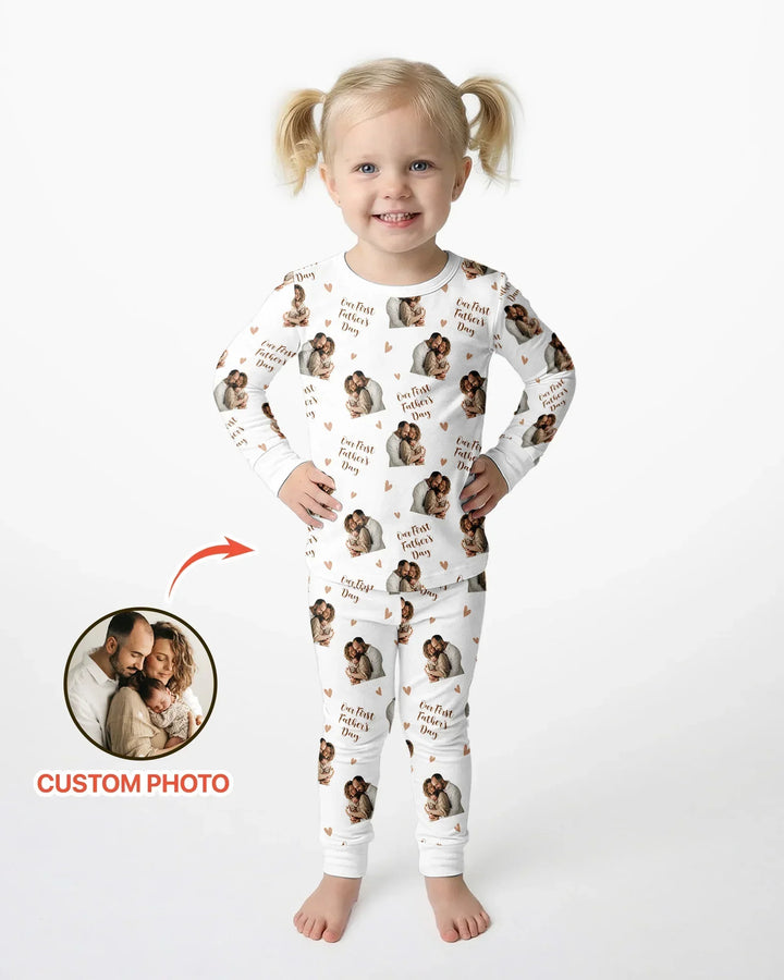 Pijama de dos piezas de bambú con foto personalizada "Our First as Parents" de manga larga