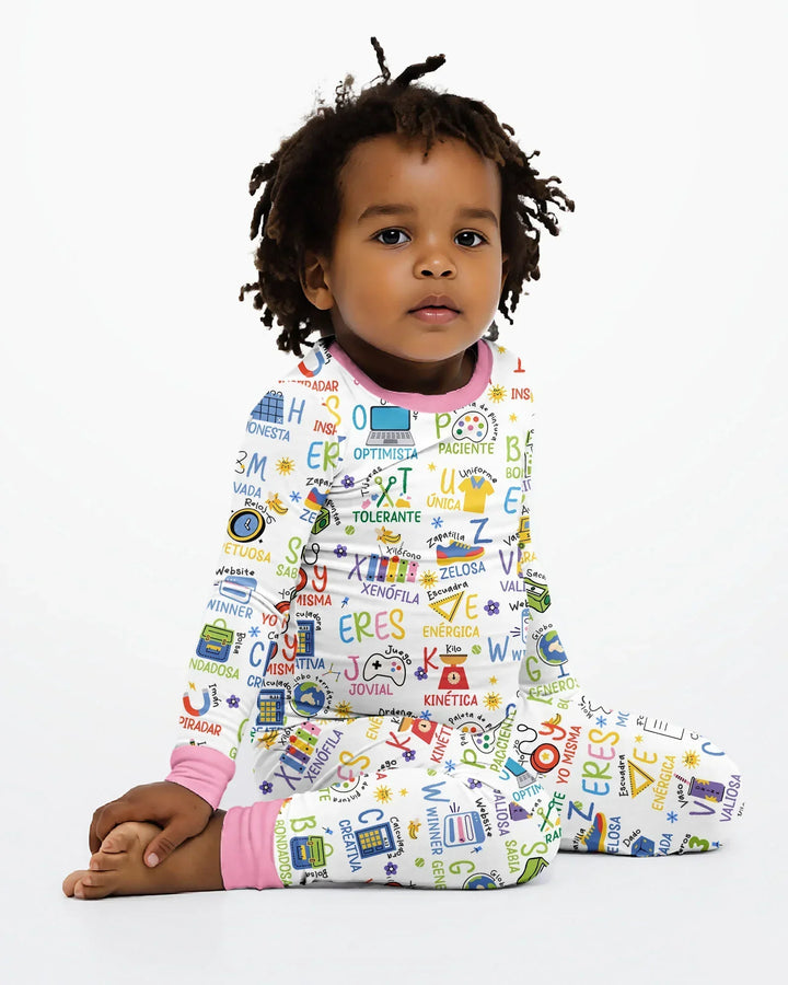 Pijama de bambú de dos piezas de manga larga con el alfabeto español You Are