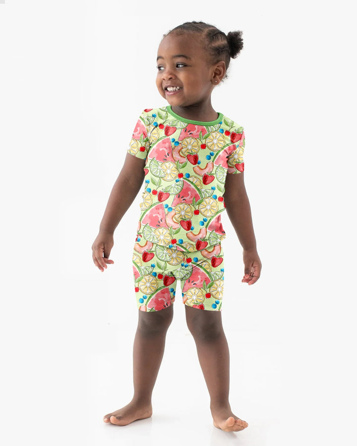 Template Zweiteiliges Pyjama-Set mit kurzen Ärmeln und Shorts