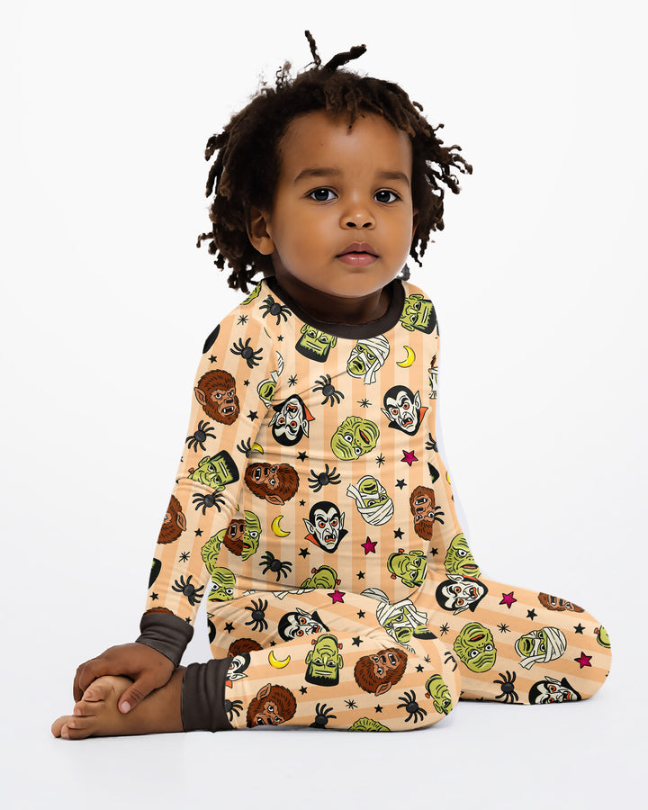 Zweiteiliges Langarm-Pyjama-Set mit Sommerfrüchten