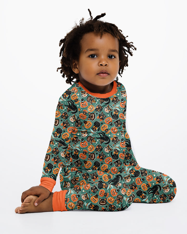 Retro Black Cat Witch Pumpkin Halloween Bamboo Two Piece Long Sleeve Pajama Set