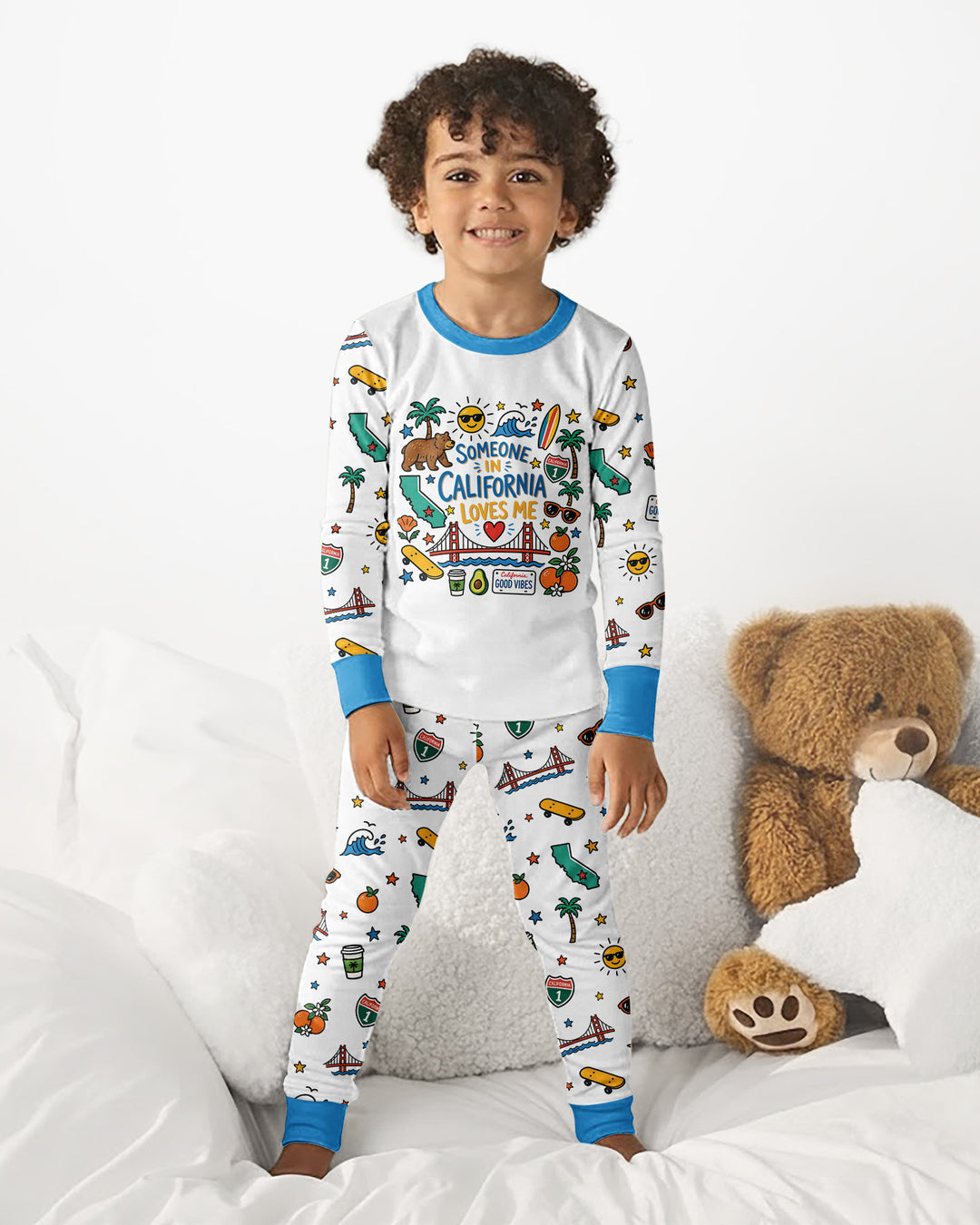 Someone in California Loves Me Bamboo Two Piece Long Sleeve Pajama Set (A)