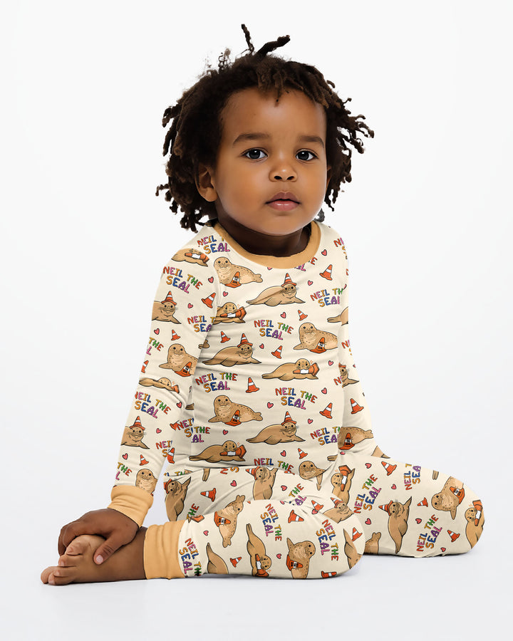 Neil The Seal Bamboo Two Piece Long Sleeve Pajama Set