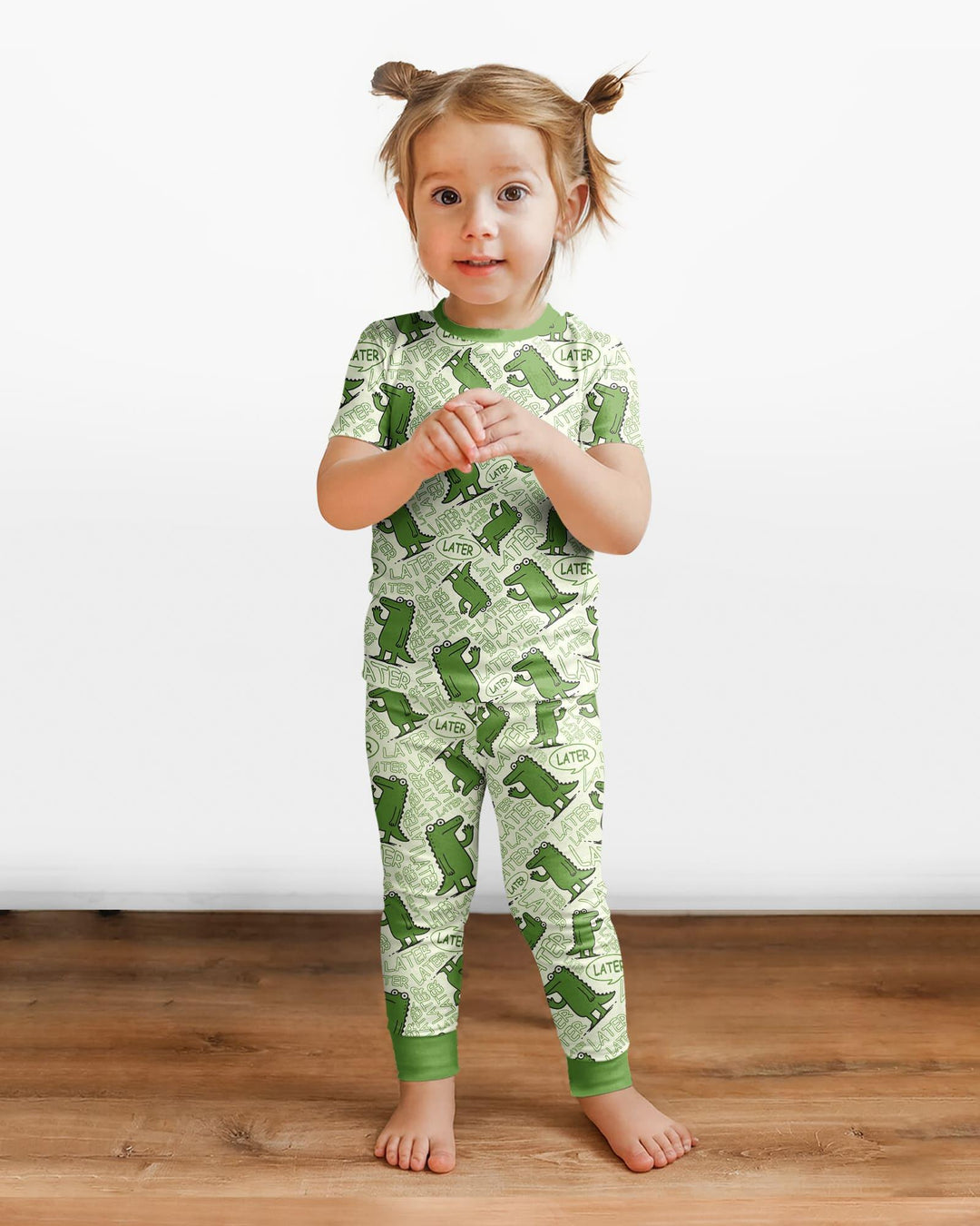Zweiteiliges, kurzärmliges Pyjama-Set mit Marienkäfern