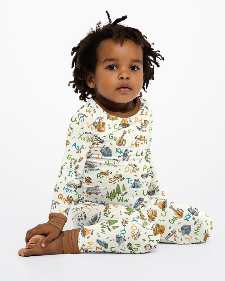 Zweiteiliges Langarm-Pyjama-Set mit Sommerfrüchten