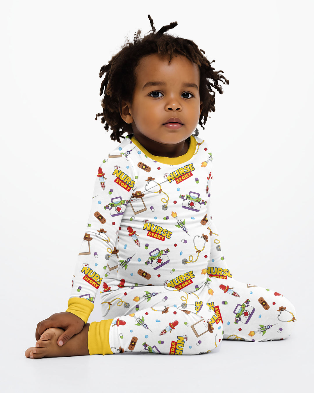 Zweiteiliges Langarm-Pyjama-Set mit Sommerfrüchten