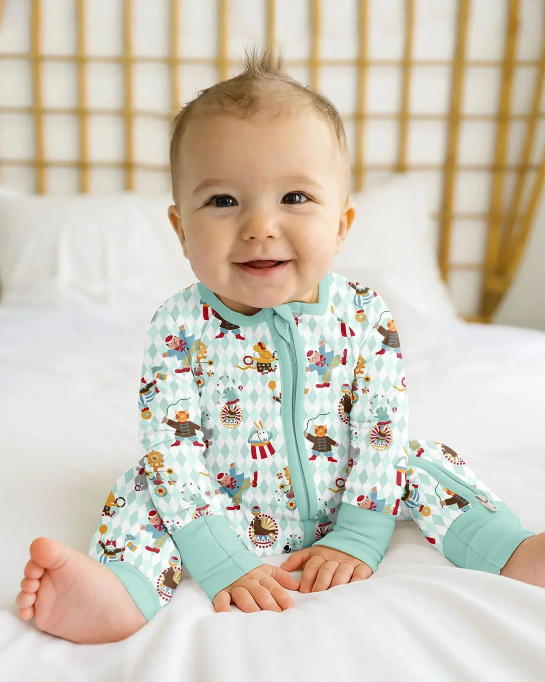 Circus Animal Bamboo Convertible Zippy