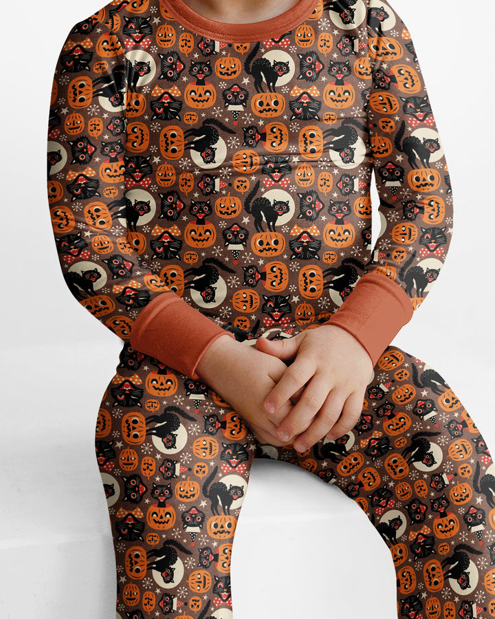 Vintage Halloween Black Cat Pumpkin Bamboo Two Piece Long Sleeve Pajama Set