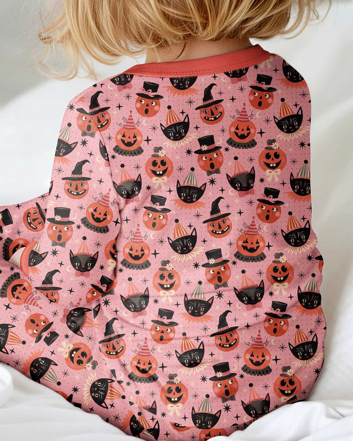 Retro Halloween Cats and Funny Pumpkins Bamboo Convertible Zippy
