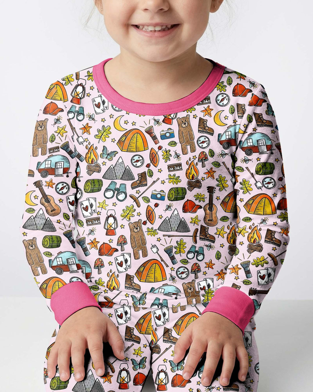 Zweiteiliges Langarm-Pyjama-Set mit Sommerfrüchten