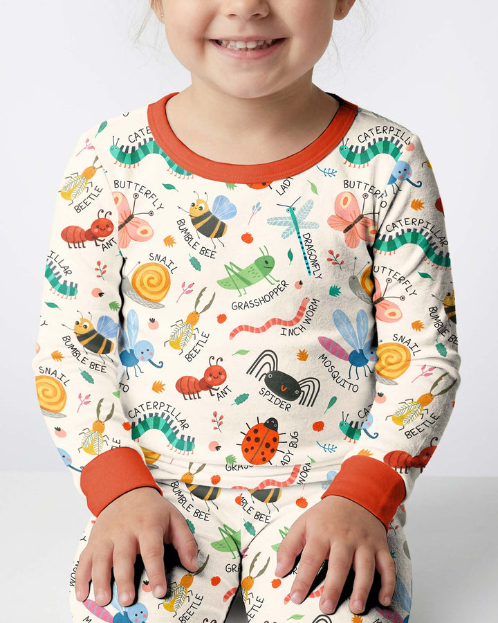 Zweiteiliges Langarm-Pyjama-Set mit Sommerfrüchten