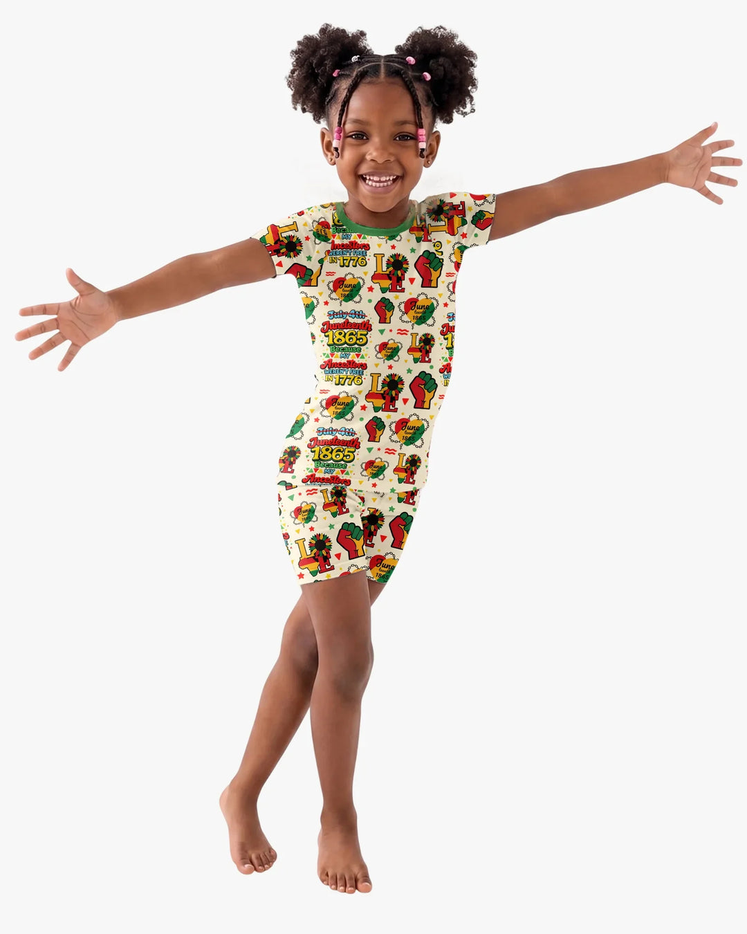 Template Zweiteiliges Pyjama-Set mit kurzen Ärmeln und Shorts