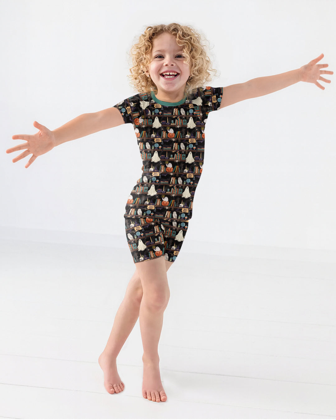 Cute Ghost Witchy Halloween Magic Library Bamboo Two Piece Short Sleeve Shorts Pajama Set