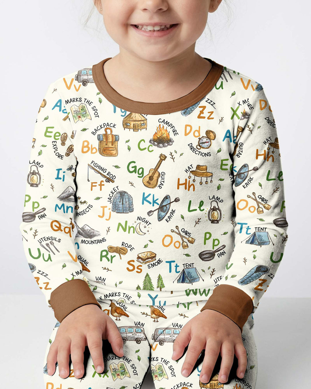 Zweiteiliges Langarm-Pyjama-Set mit Sommerfrüchten