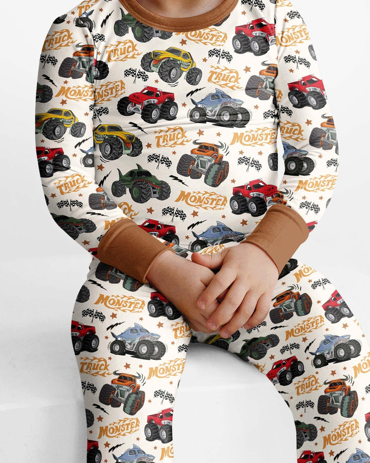 Zweiteiliges Langarm-Pyjama-Set mit Sommerfrüchten