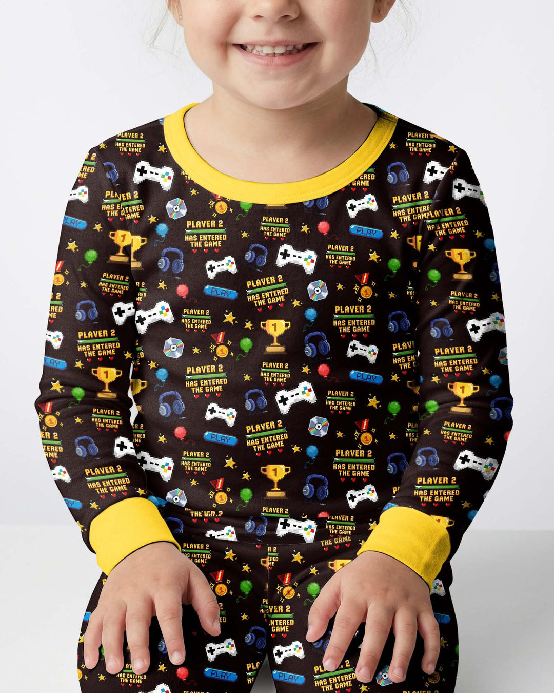 Zweiteiliges Langarm-Pyjama-Set mit Sommerfrüchten