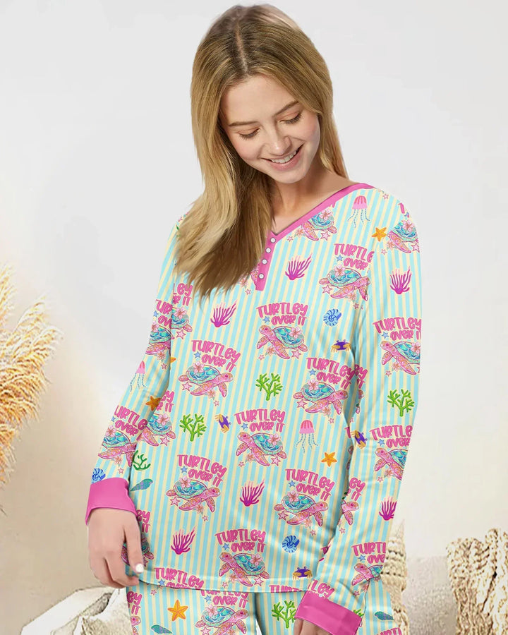 Plantilla de conjunto de pijama de mujer de bambú