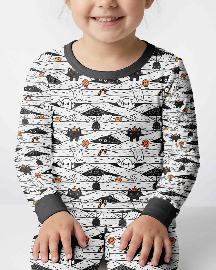 Zweiteiliges Langarm-Pyjama-Set mit Sommerfrüchten