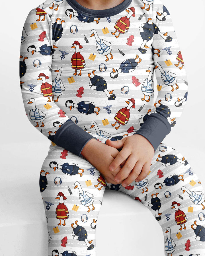 Zweiteiliges Langarm-Pyjama-Set mit Sommerfrüchten