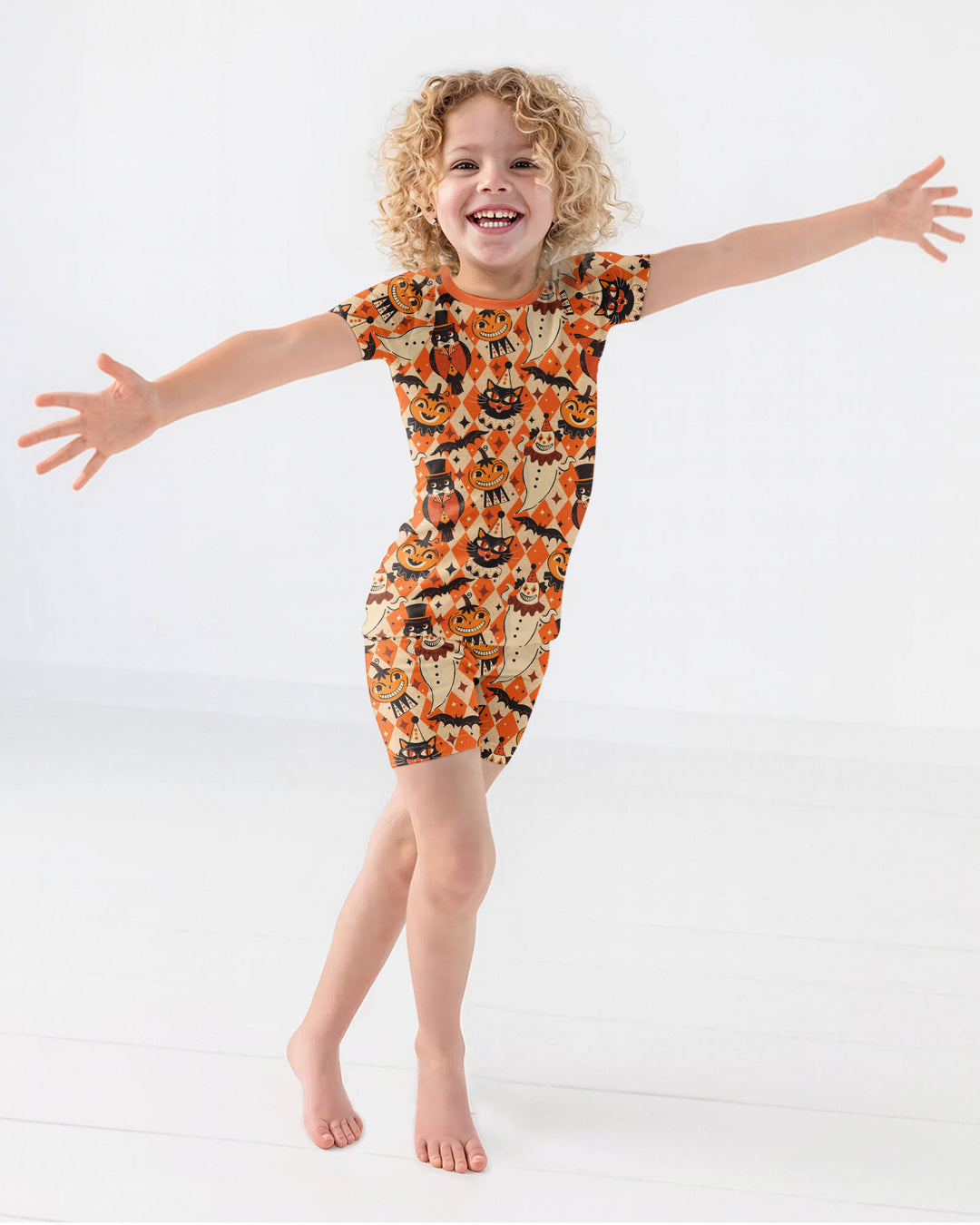 Vintage Halloween Carnival Bamboo Two Piece Short Sleeve Shorts Pajama Set