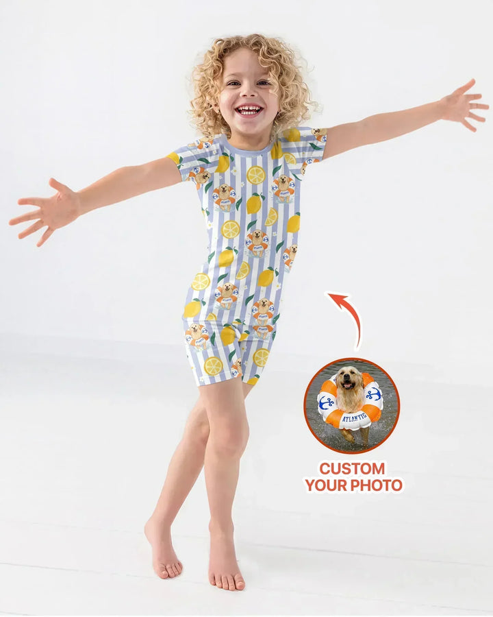 Zweiteiliges Pyjama-Set mit kurzen Ärmeln und Shorts im Sommer-Design