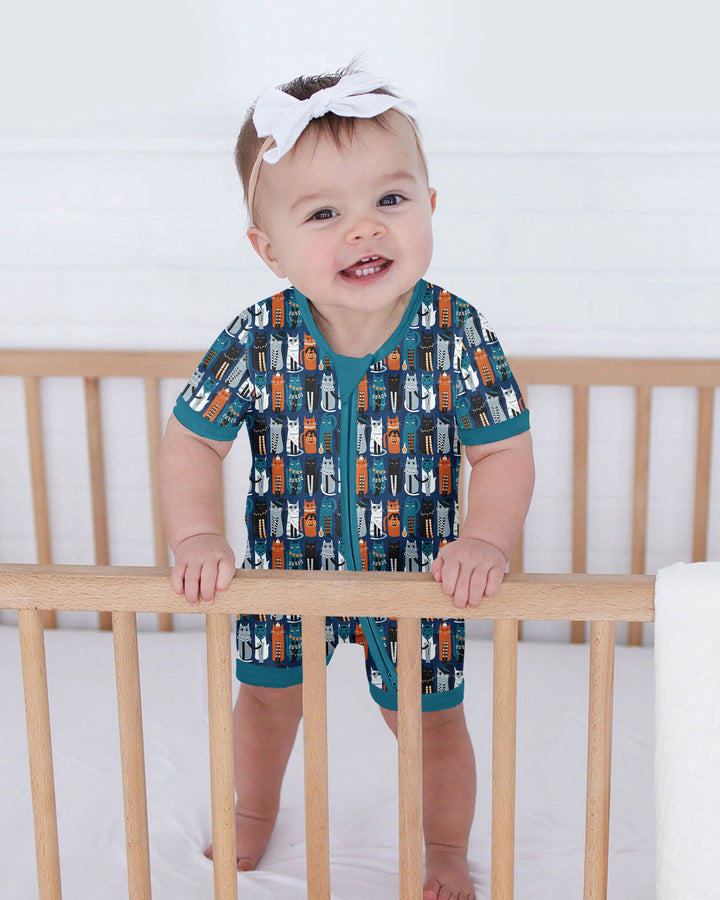 Retro Halloween Cat Bamboo Shorty Zippy