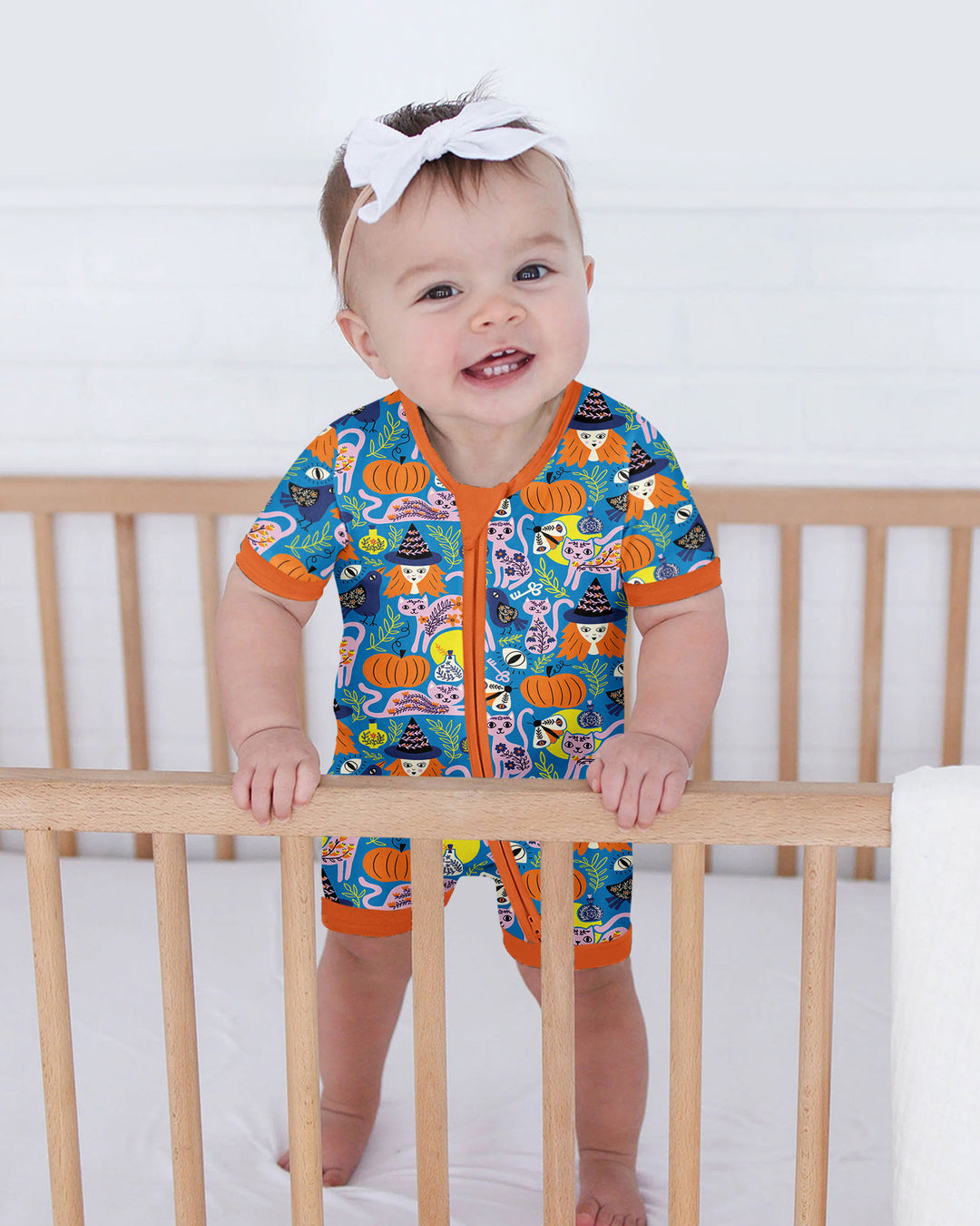 Whimsical Witch Cats Bamboo Shorty Zippy