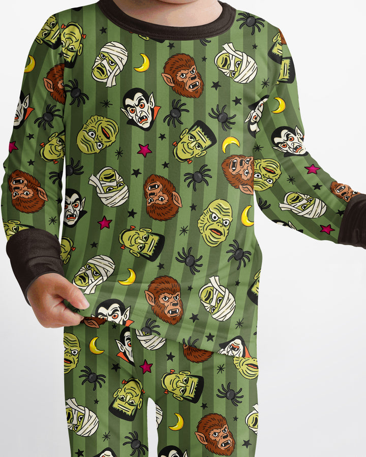 Zweiteiliges Langarm-Pyjama-Set mit Sommerfrüchten