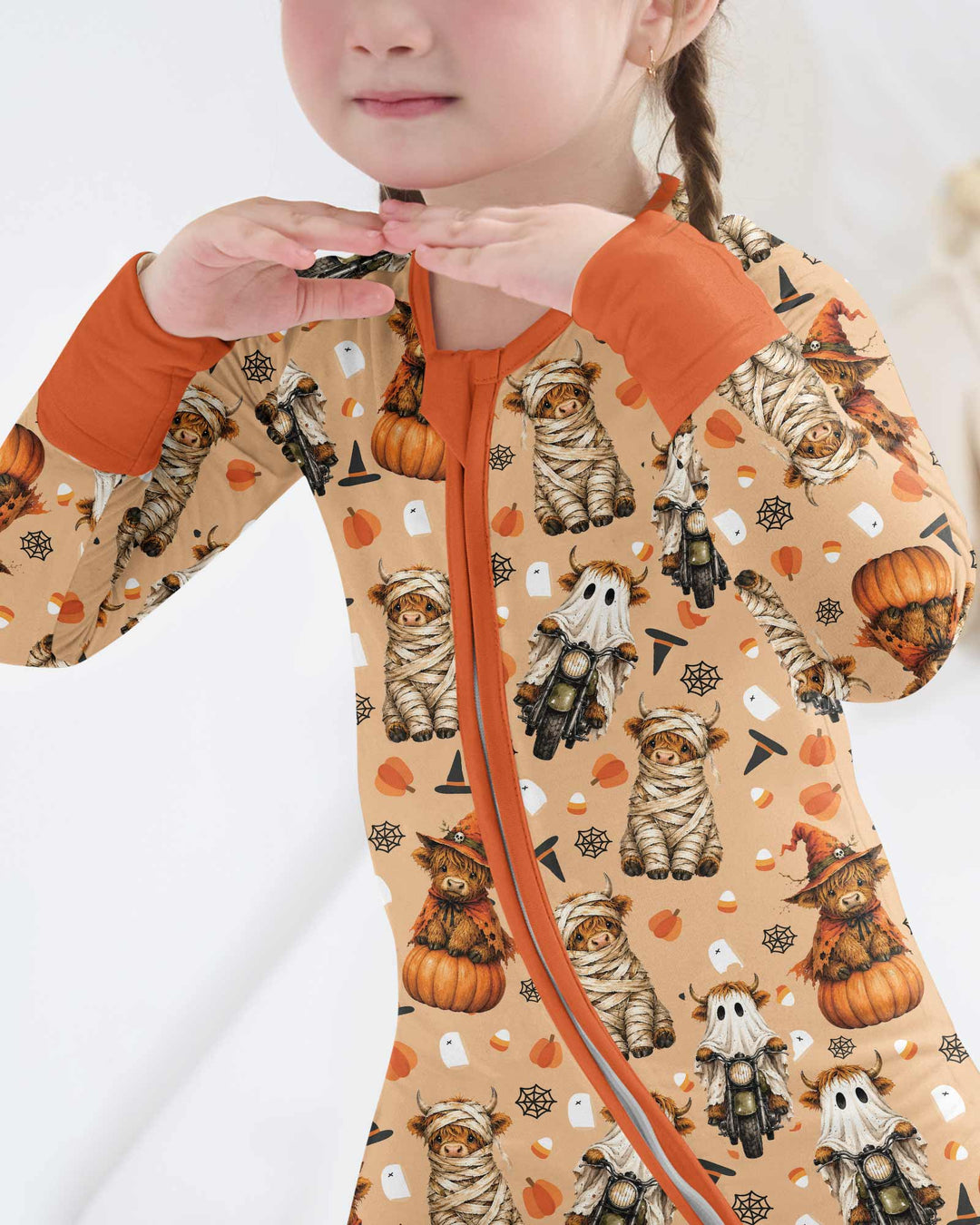 Funny Halloween Highland Cow Bamboo Convertible Zippy