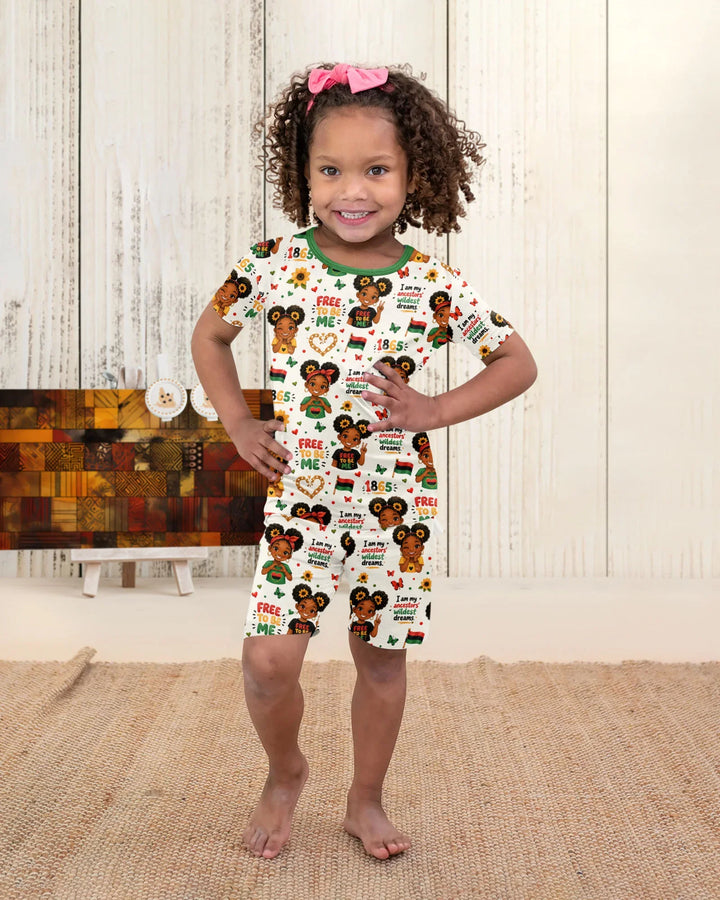 Template Zweiteiliges Pyjama-Set mit kurzen Ärmeln und Shorts