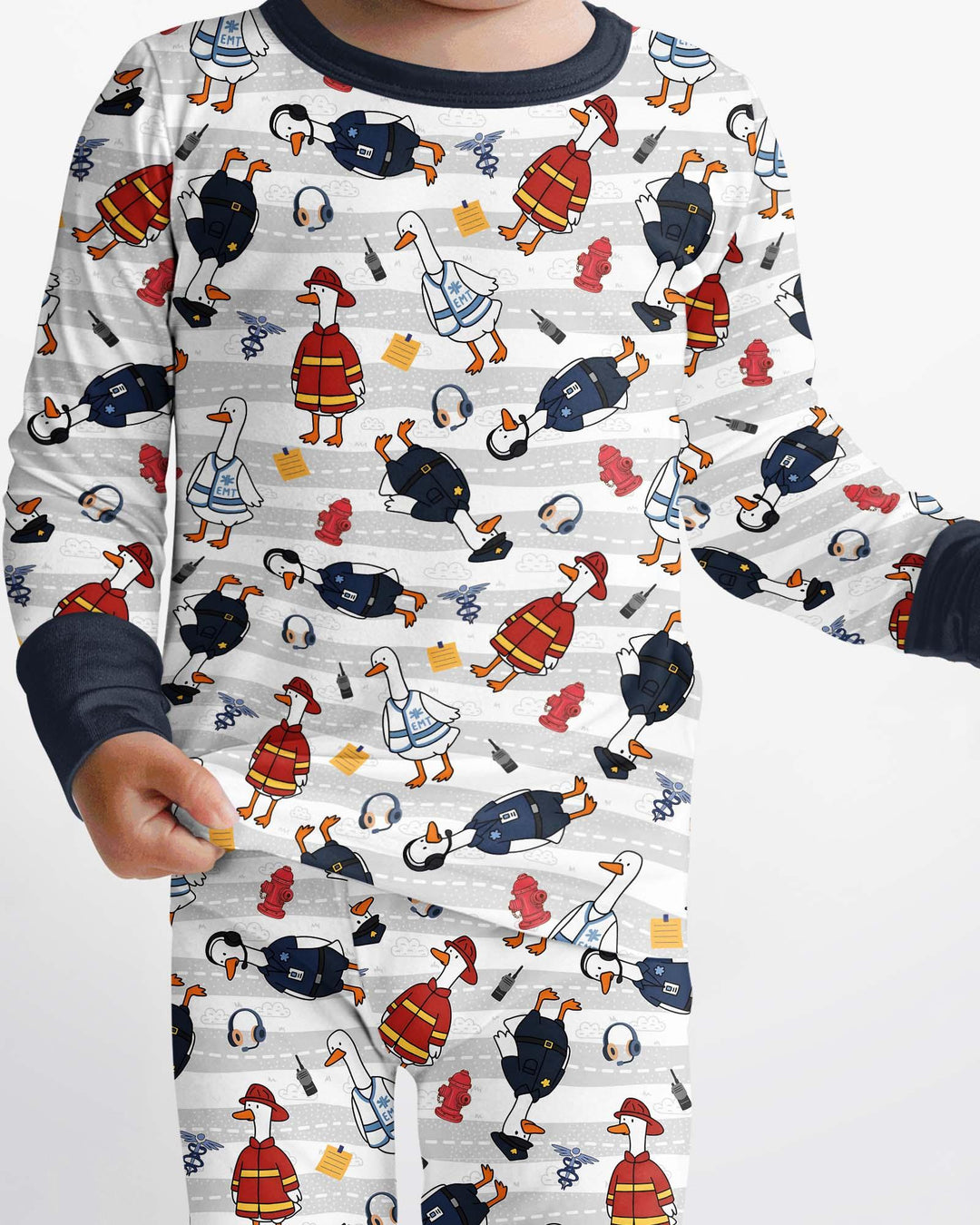 Zweiteiliges Langarm-Pyjama-Set mit Sommerfrüchten