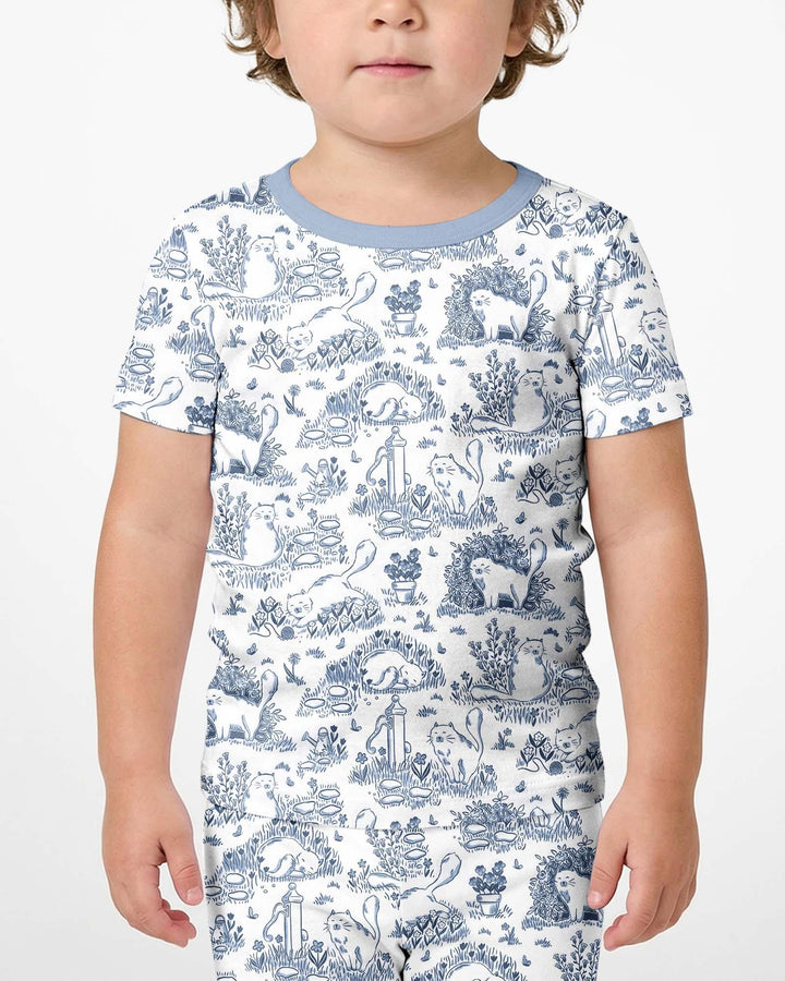 Template Zweiteiliges Pyjama-Set mit kurzen Ärmeln und Shorts