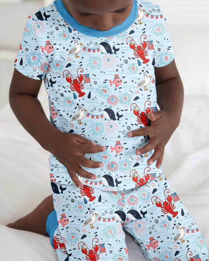 Zweiteiliges, kurzärmliges Pyjama-Set mit Marienkäfern